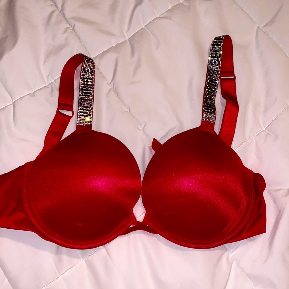 • VS Diamanté Bra •